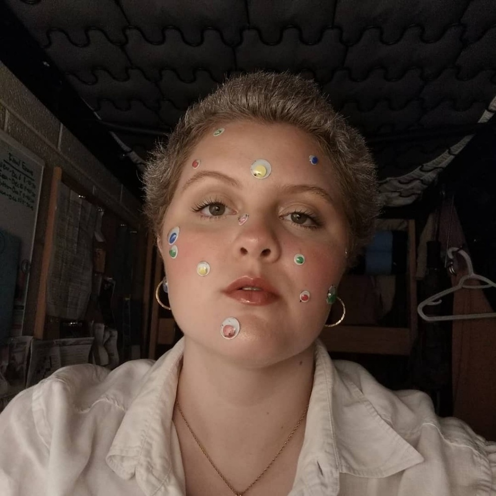 Meet your Posher, Jillian